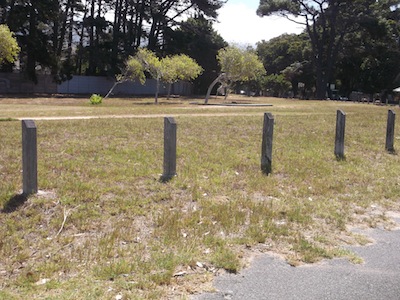 wasted land near the super rich in Constantia